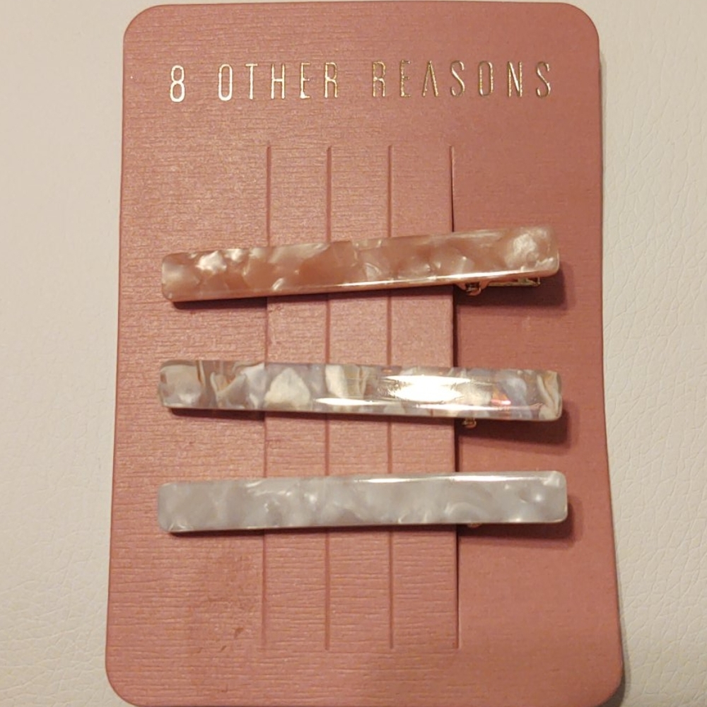 8 Other Reasons Runway Clip Trio
